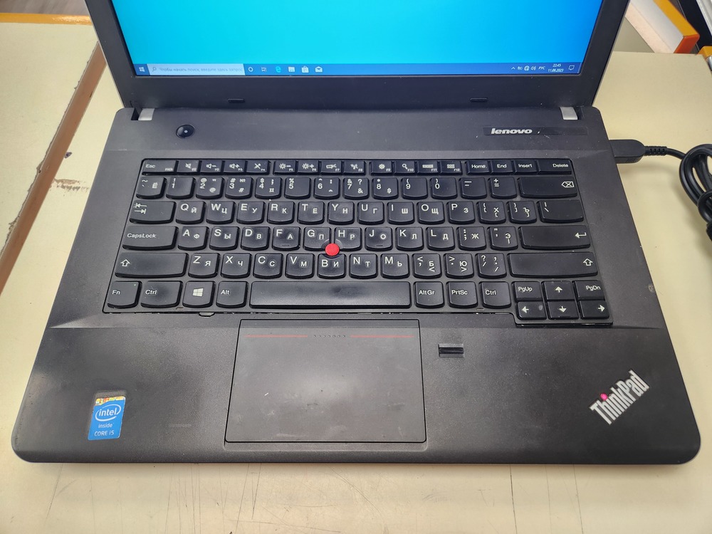 Ноутбук Lenovo THINKPAD E440; Core i5-4200M, GeForce GT 740M, 8 Гб, Нет, 1 Tb