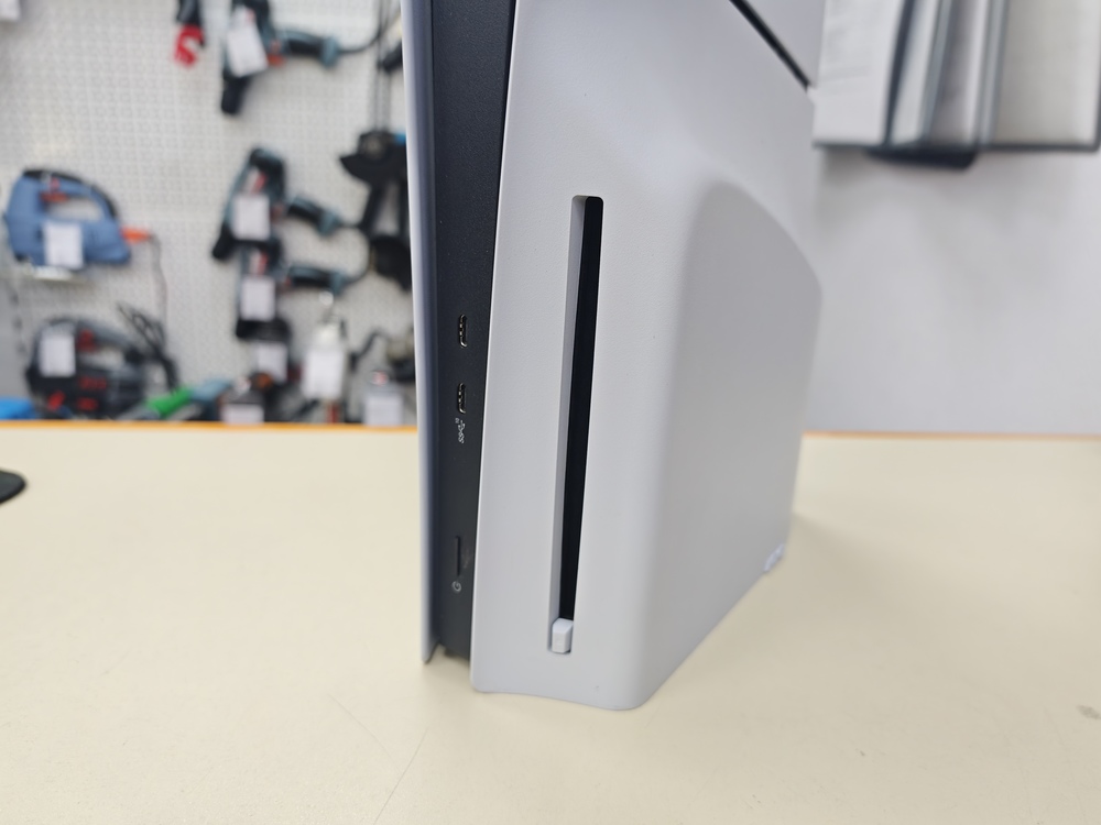 Игровая приставка PlayStation 5 Slim 1TB (С дисководом)