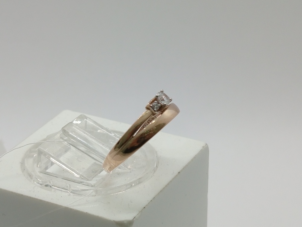 КОЛЬЦО С КАМНЯМИ (Au 585)