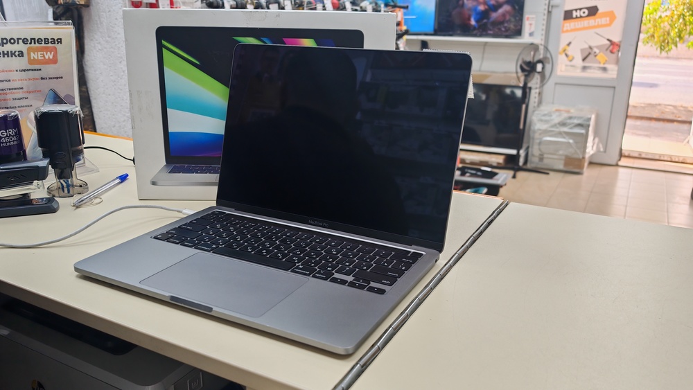 Ноутбук Apple MacBook Pro 13 дюймов M2 A2338 (2022)