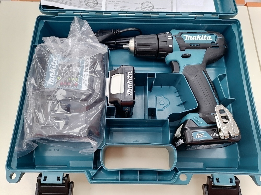 Шуруповерт Makita DF333D