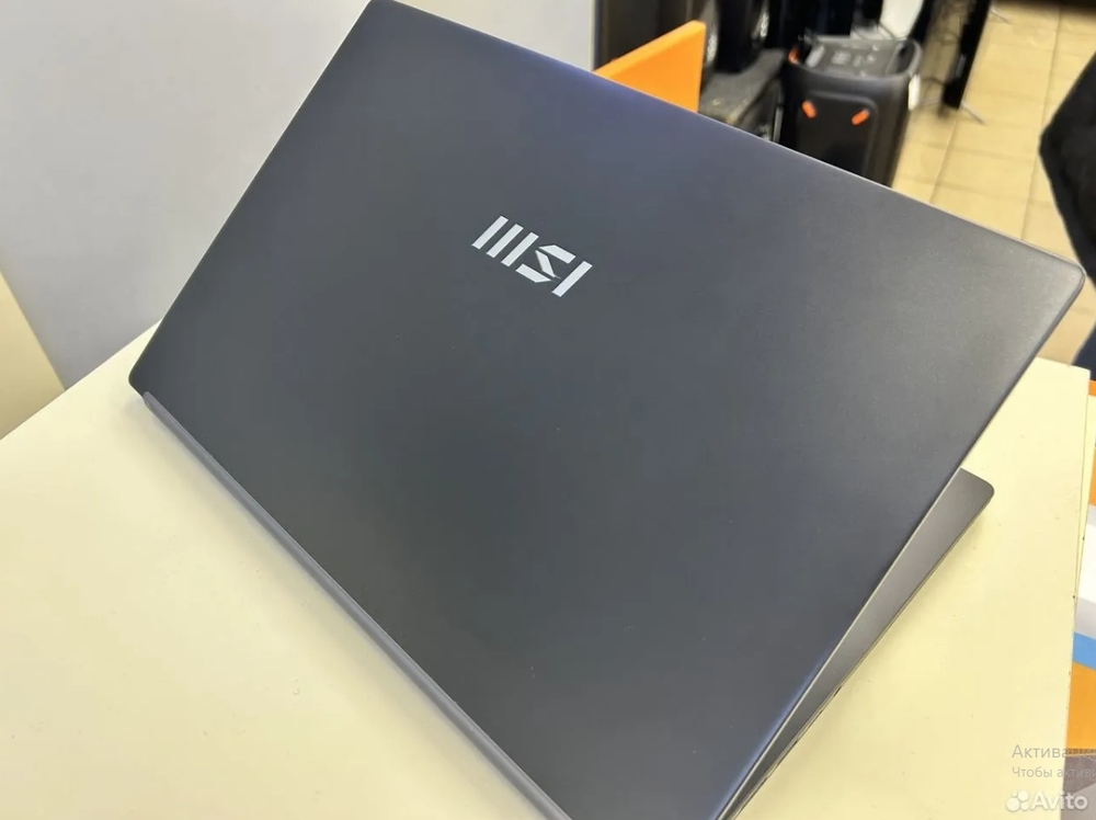 Ноутбук MSI MS-15H1; Core i3-1215U, Intel UHD Graphics, 8 Гб, 256 Гб, Нет