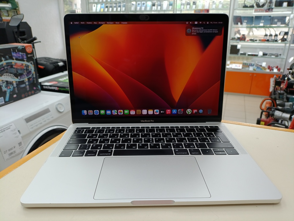 Ноутбук Apple MacBook Pro i5 (13 дюймов два порта Thunderbolt 3 2016) A1708
