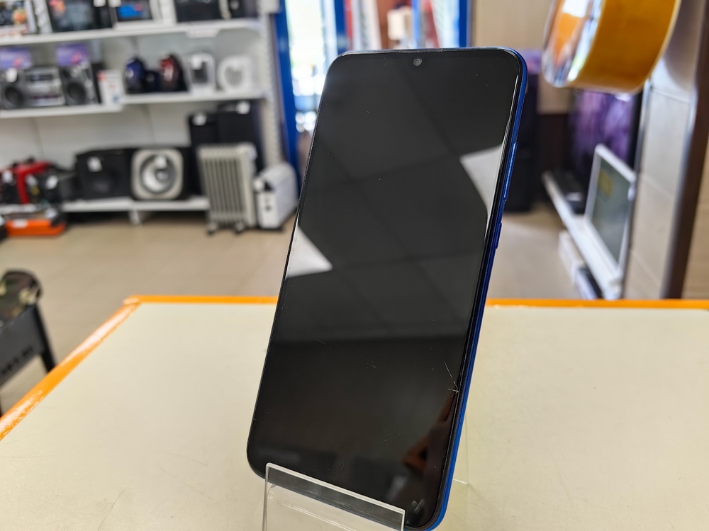 Смартфон Honor 10i 4/128