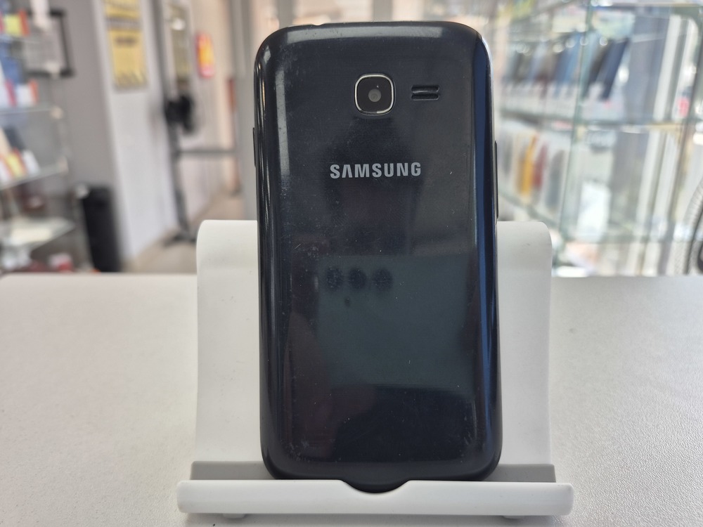 Смартфон Samsung GT-S7262