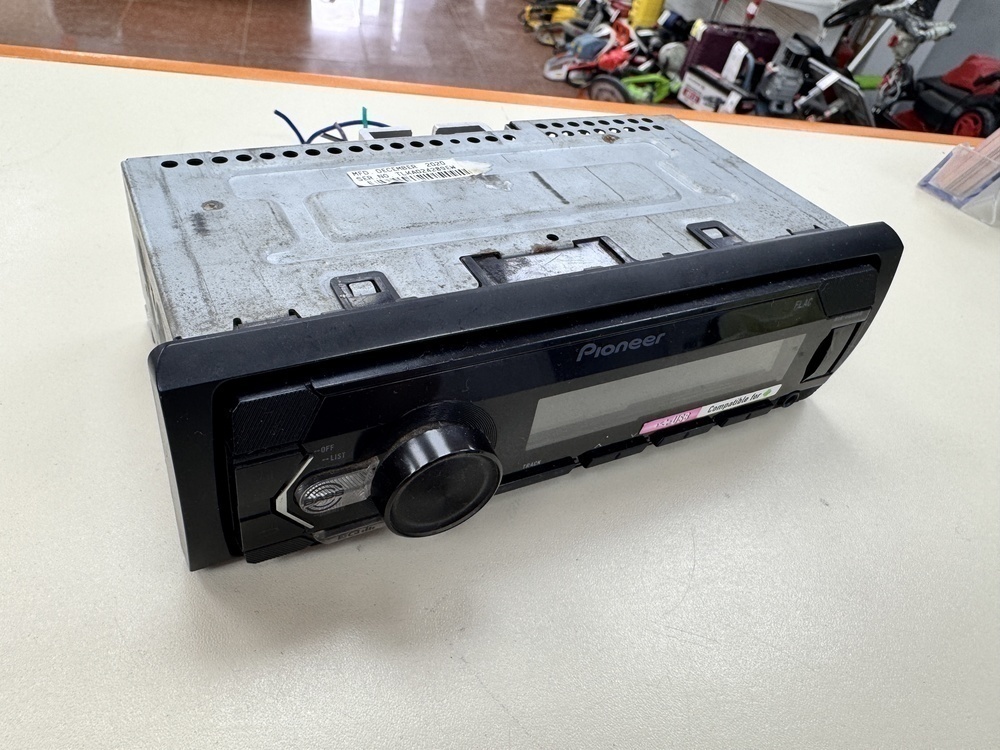 Автомагнитола Pioneer MVH-S120UBW