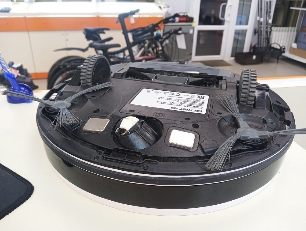 Пылесос Polaris PVSR 3200