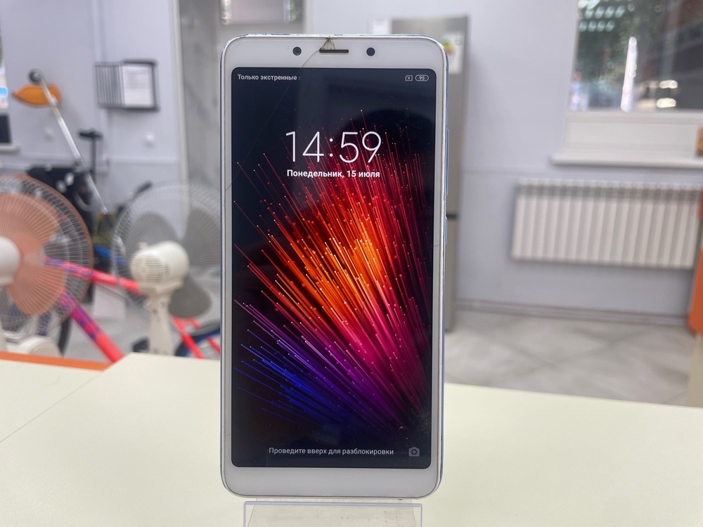 Смартфон Xiaomi Redmi 6 3/32