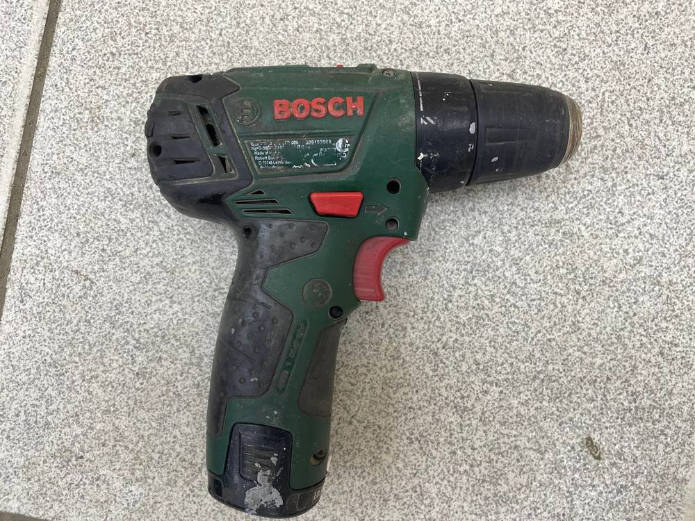 Шуруповерт Bosch PSR 10.8 LI