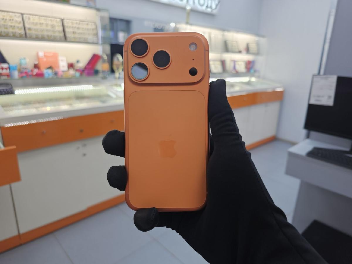 Смартфон Apple Iphone 17 Pro 256Gb