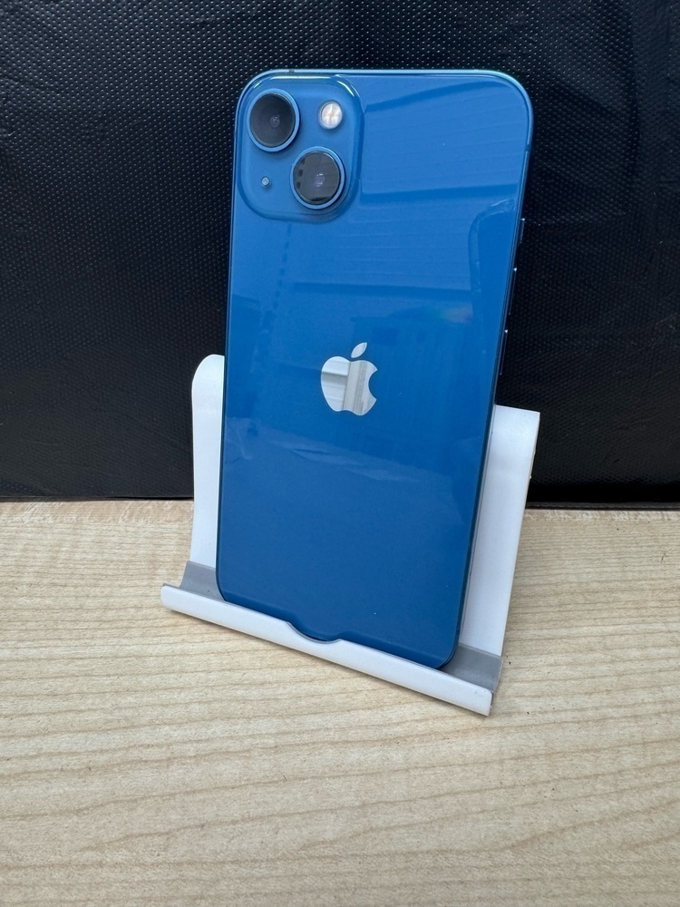 Смартфон Apple iPhone 13 128Gb
