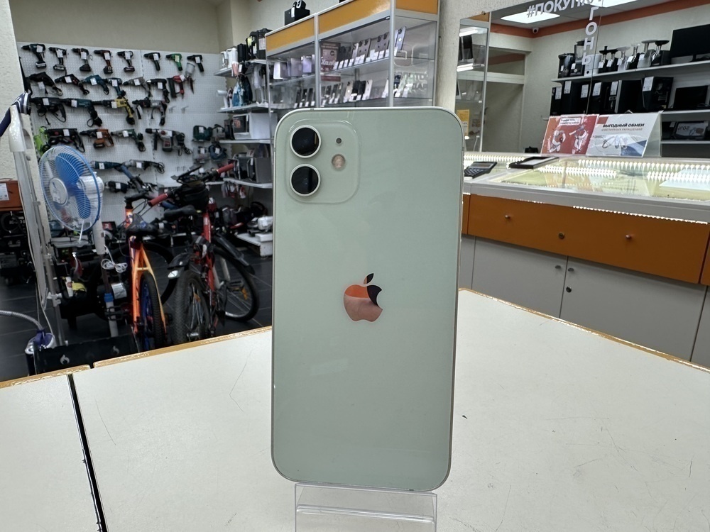 Смартфон Apple iPhone 12 128Gb