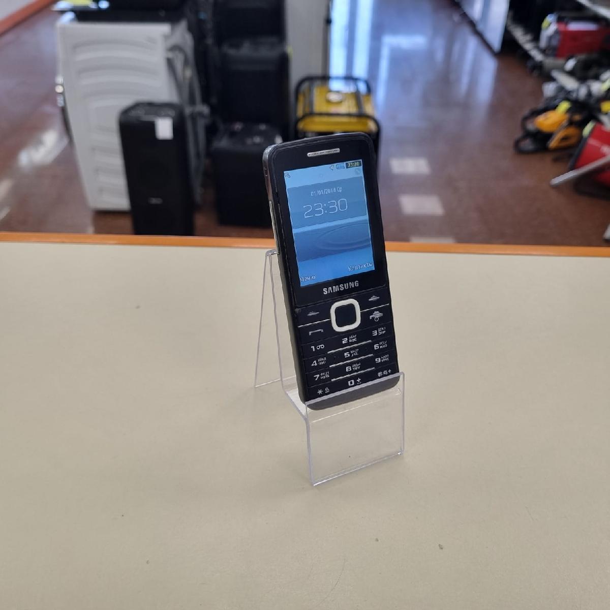 Мобильный телефон Samsung GT-S5611