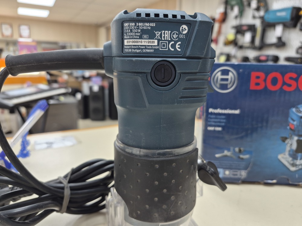 Фрезер Bosch GKF 550