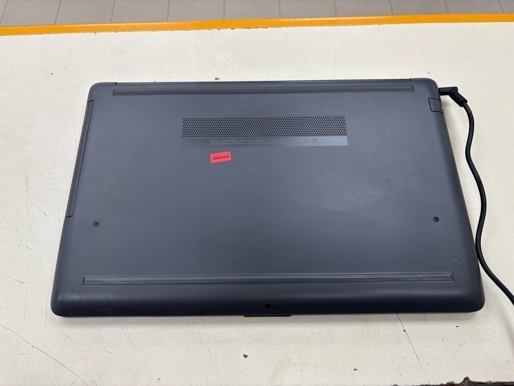 Ноутбук HP; Core i5-1035G1, GeForce MX110, 12 Гб, 480 Гб, Нет