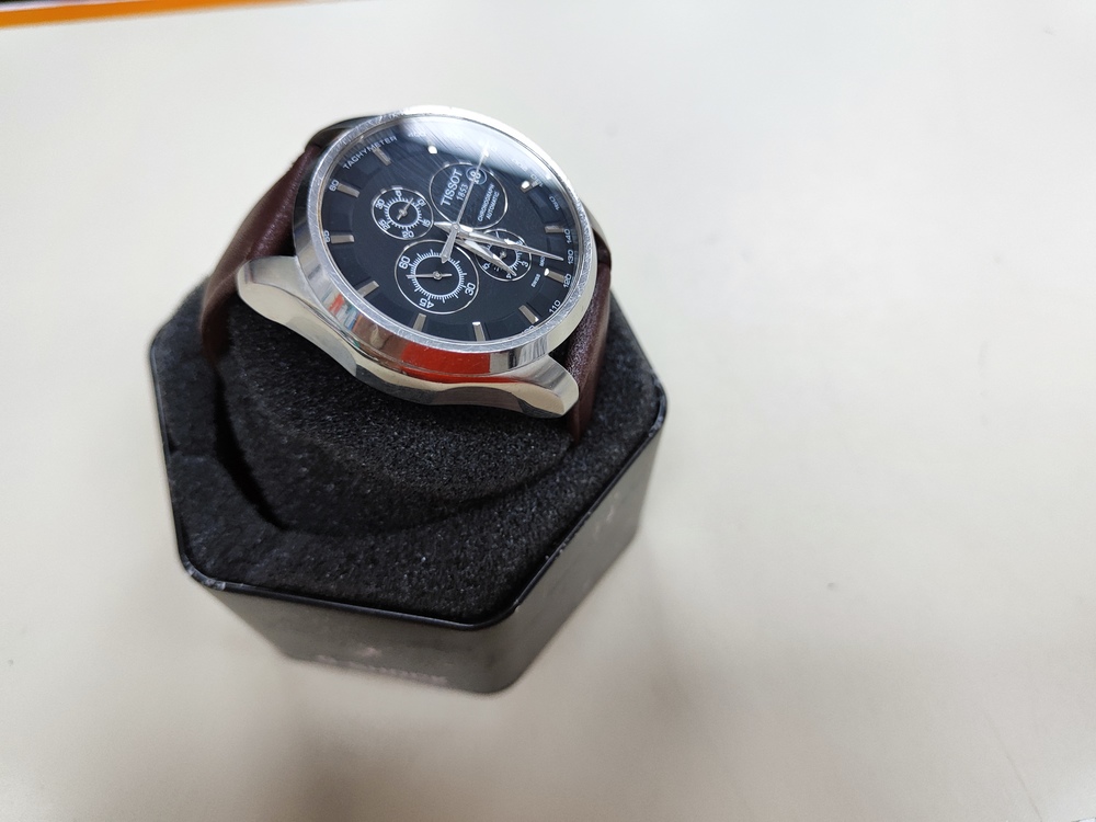 Часы наручные TISSOT T035.627.16.051.00