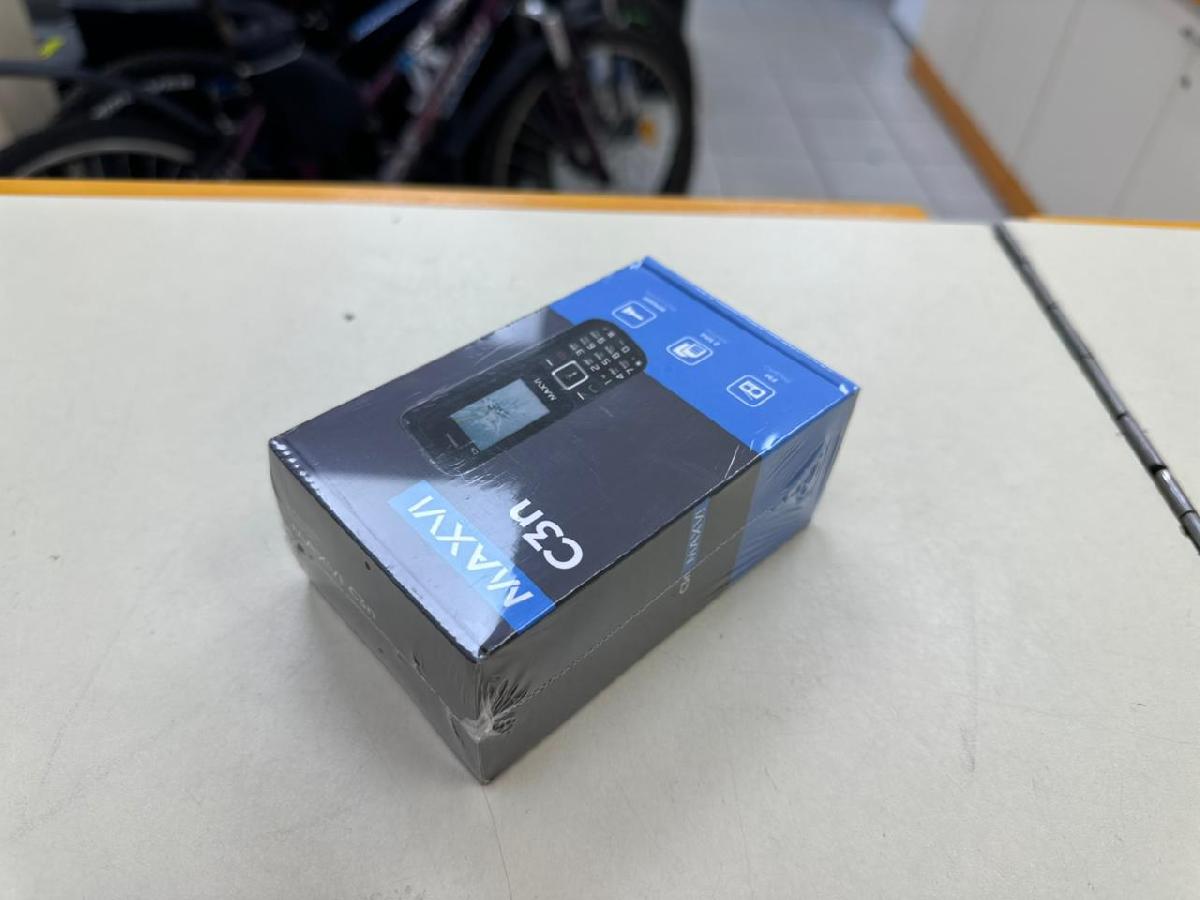 Мобильный телефон Maxvi C3N