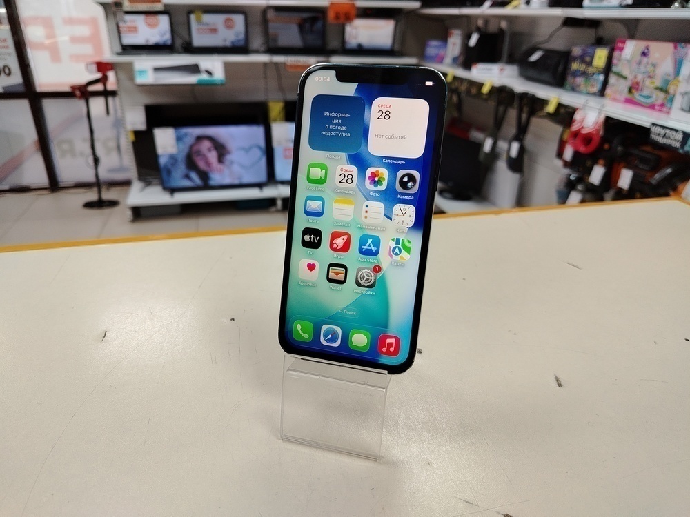 Смартфон Apple iPhone 12 64Gb