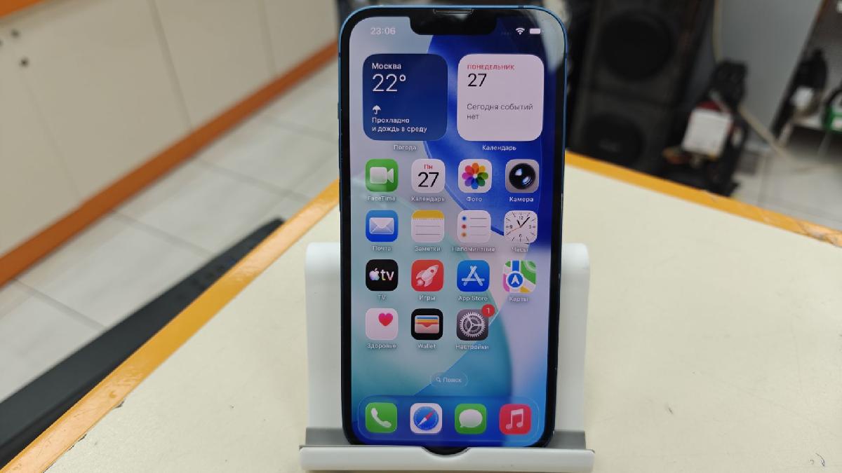 Смартфон Apple iPhone 13 128Gb