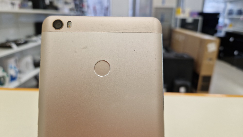 Смартфон Xiaomi Mi Max 3/64