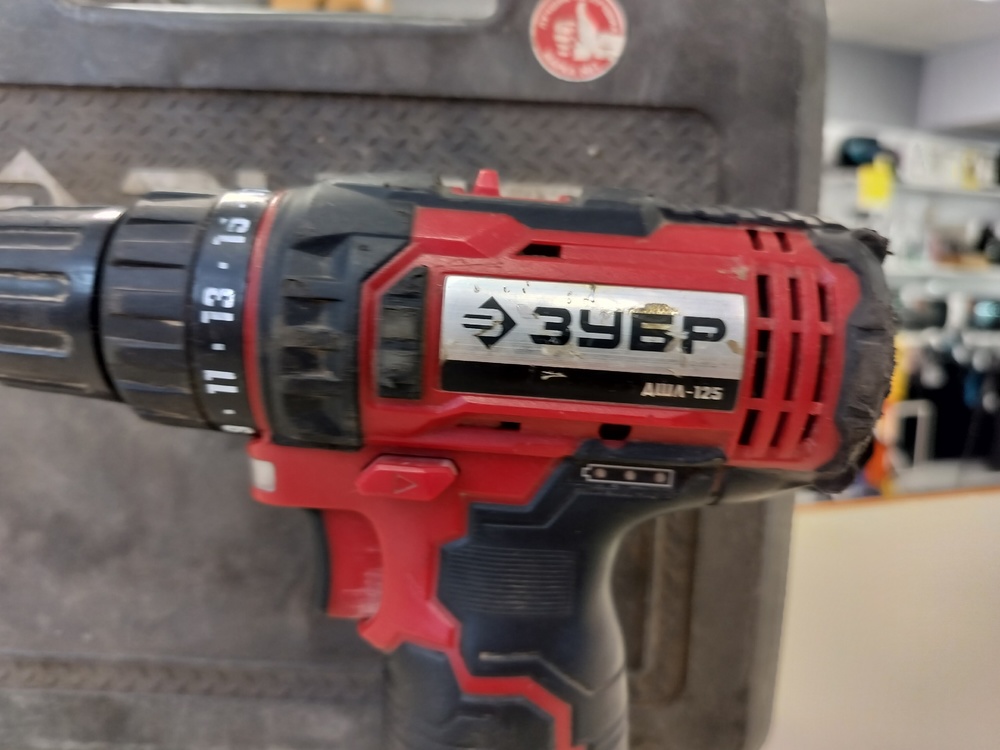 Шуруповерт Зубр ДШЛ-125-22