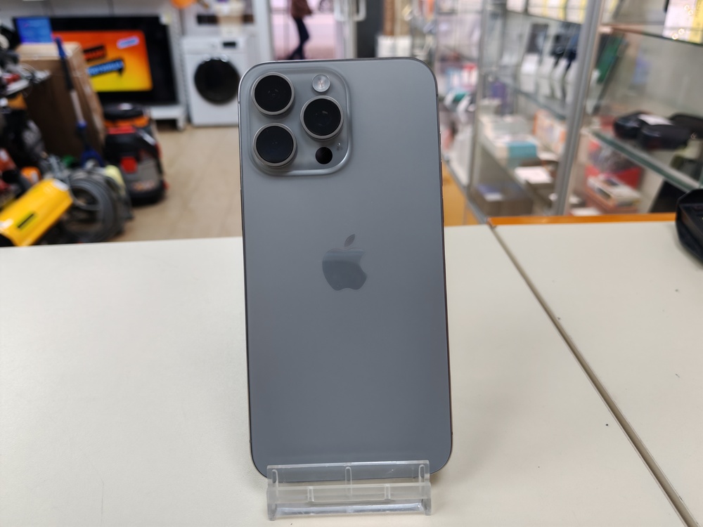 Смартфон Apple iPhone 15 Pro Max 256Gb