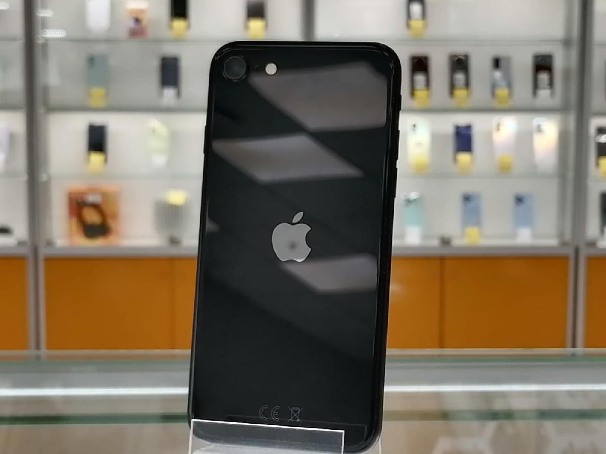 Смартфон Apple Iphone SE 2022 64GB
