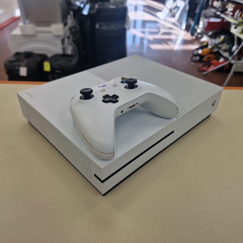 Игровая приставка Xbox One S 1TB