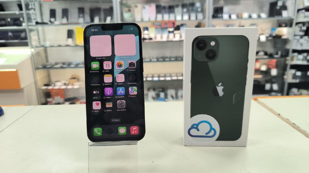 Смартфон Apple iPhone 13 128Gb