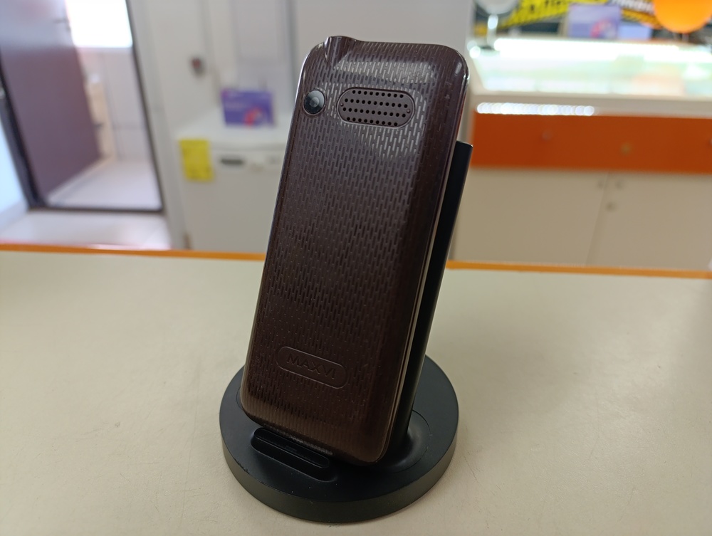 Смартфон Maxvi К15n