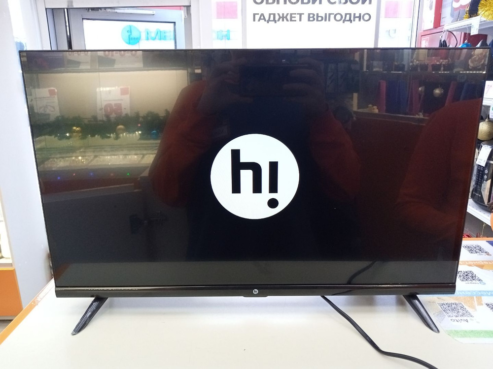 LED Телевизор HI RT-24H01FB