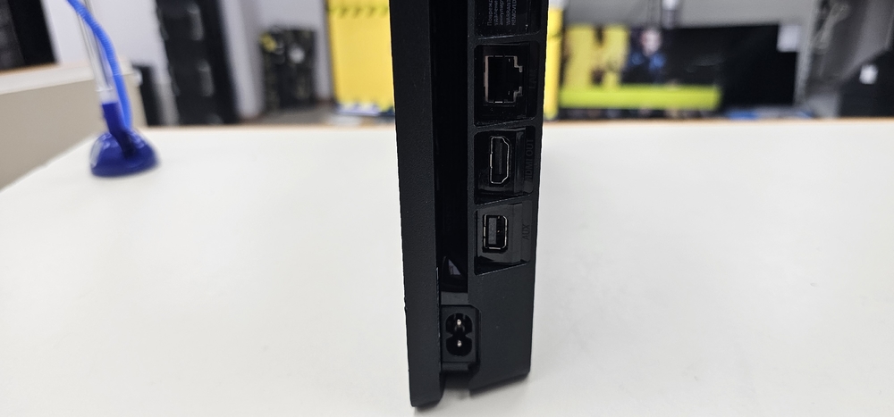 Игровая приставка PlayStation 4 Slim 500GB