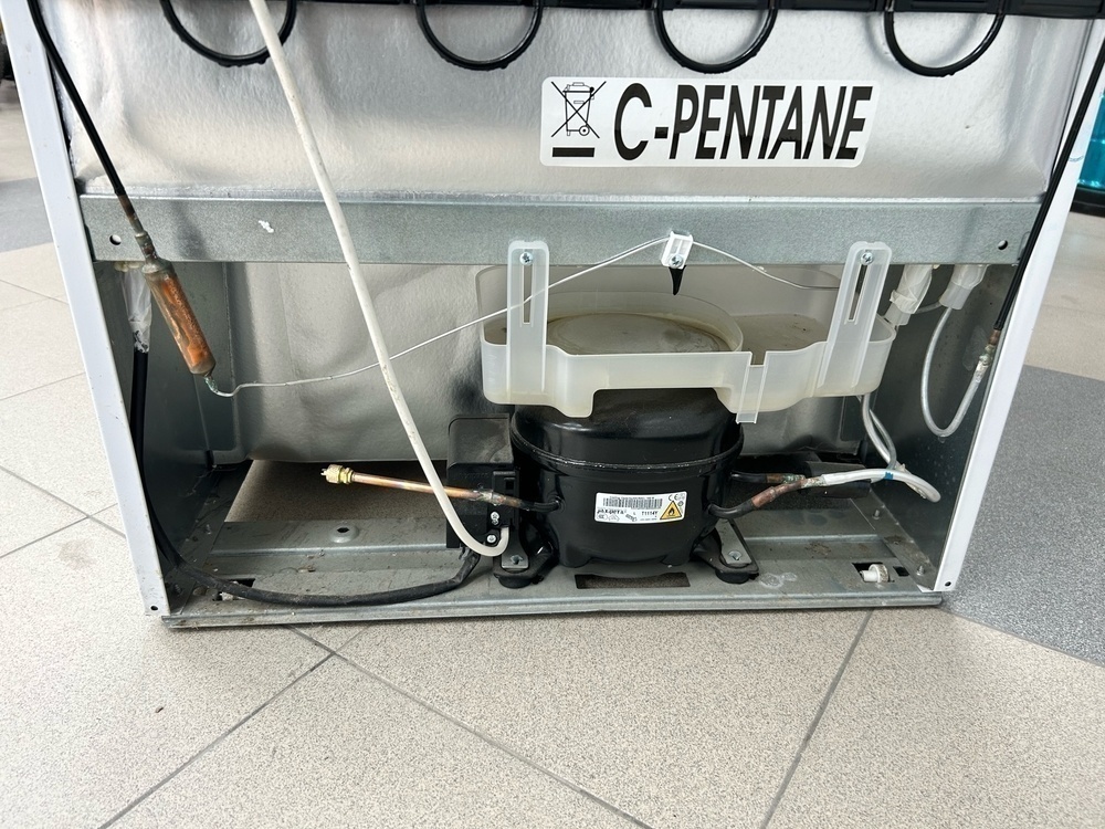 Холодильник Indesit ITR 5200 W