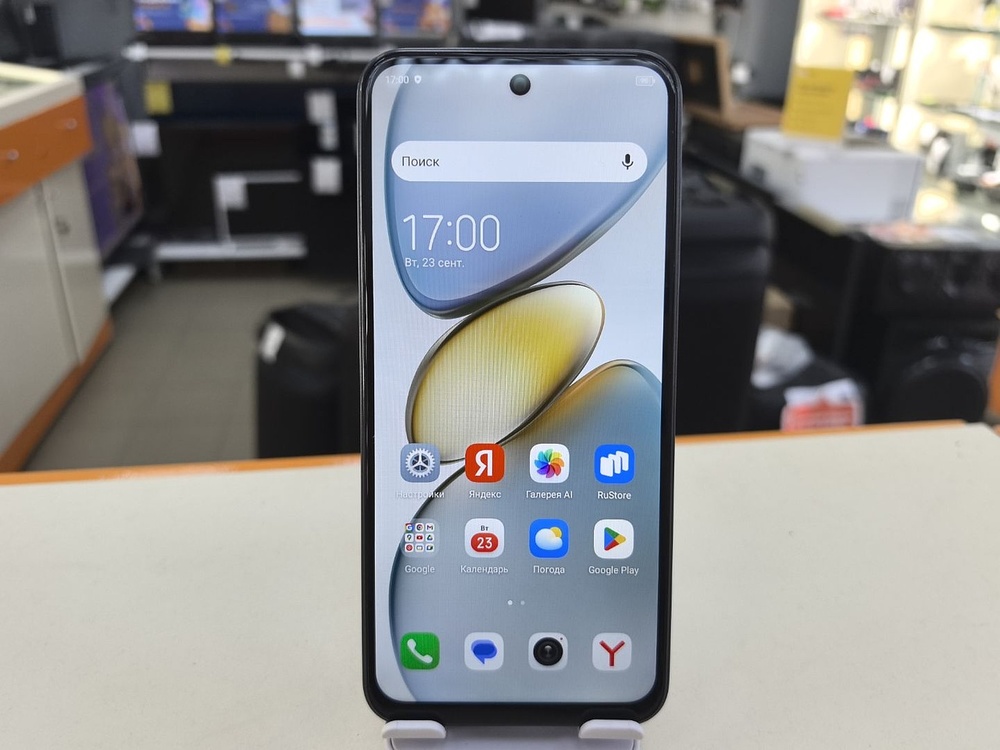 Смартфон Tecno Spark Go1 4/128