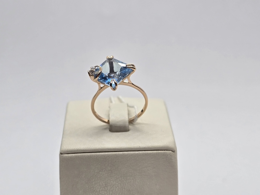 КОЛКМИ585 КОЛЬЦО С КАМНЯМИ (Au 585)