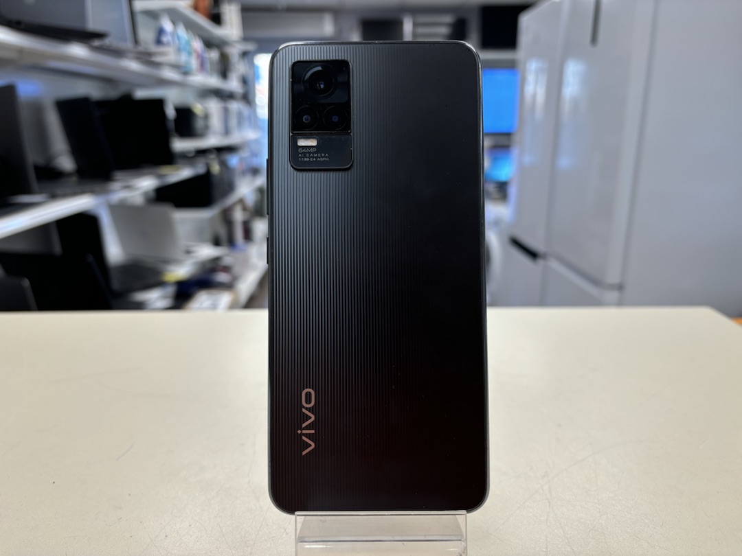 Смартфон Vivo V21e