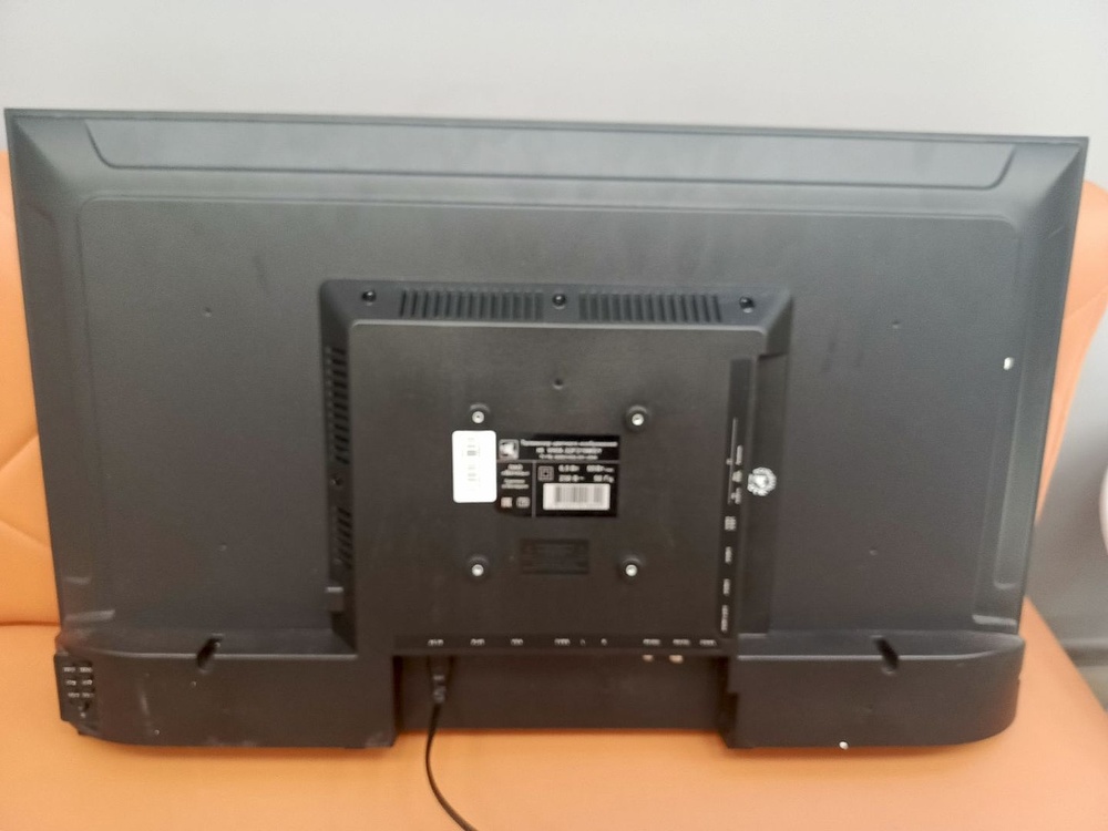 LED Телевизор HI VHIX-32F199MSA