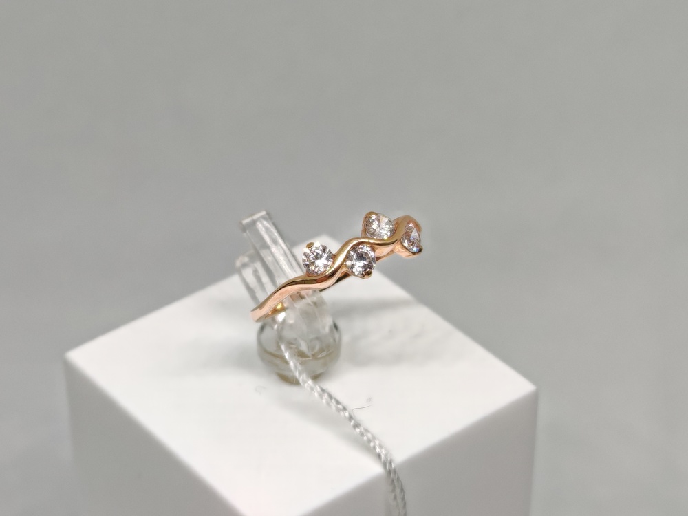 КОЛКМИ585 КОЛЬЦО С КАМНЯМИ (Au 585)