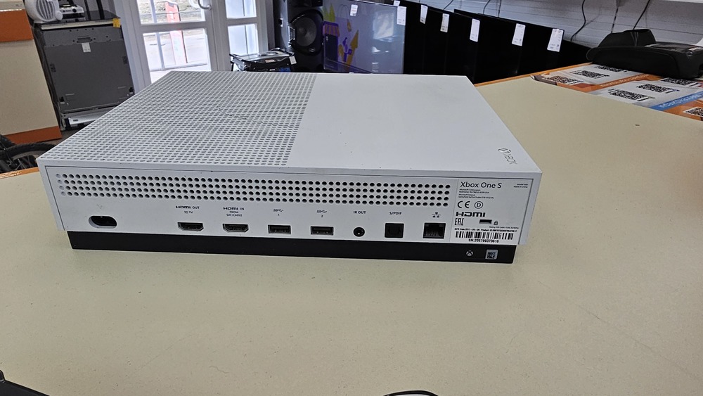 Игровая приставка Xbox One S 500Gb