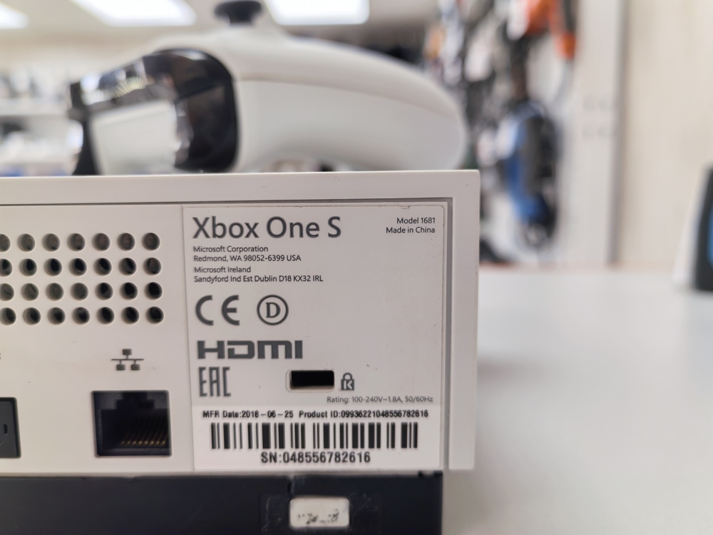 Игровая приставка Xbox One 1 Tb