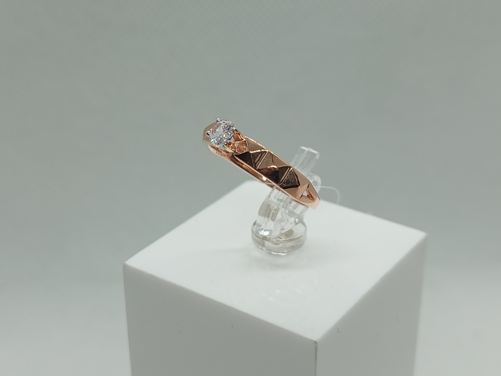 КОЛЬЦО С КАМНЕМ (Au 585)