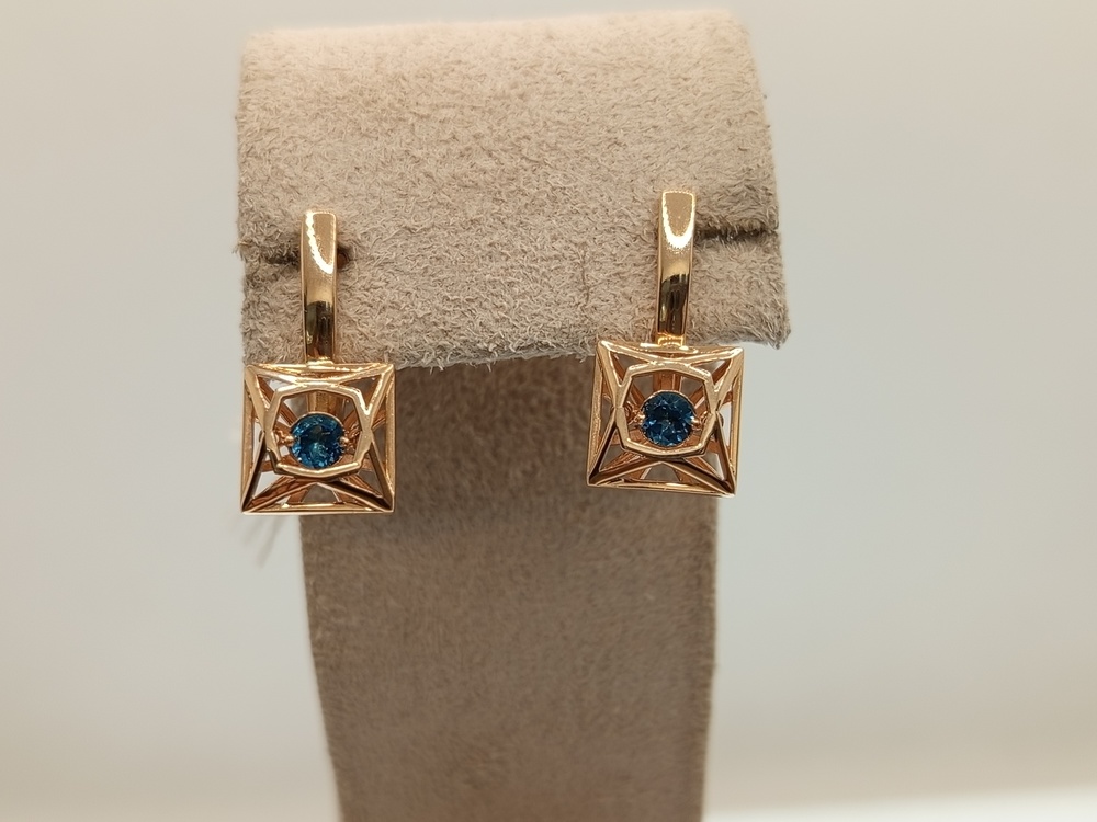 СКМ585 СЕРЬГИ С КАМНЕМ (Au 585)