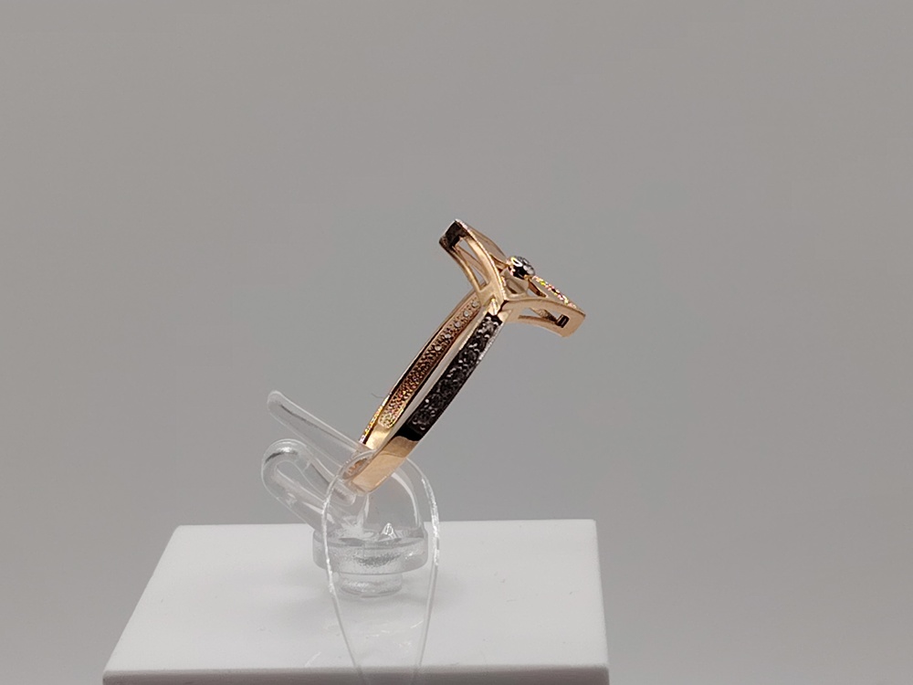 КОЛЬЦО С КАМНЯМИ (Au 585)