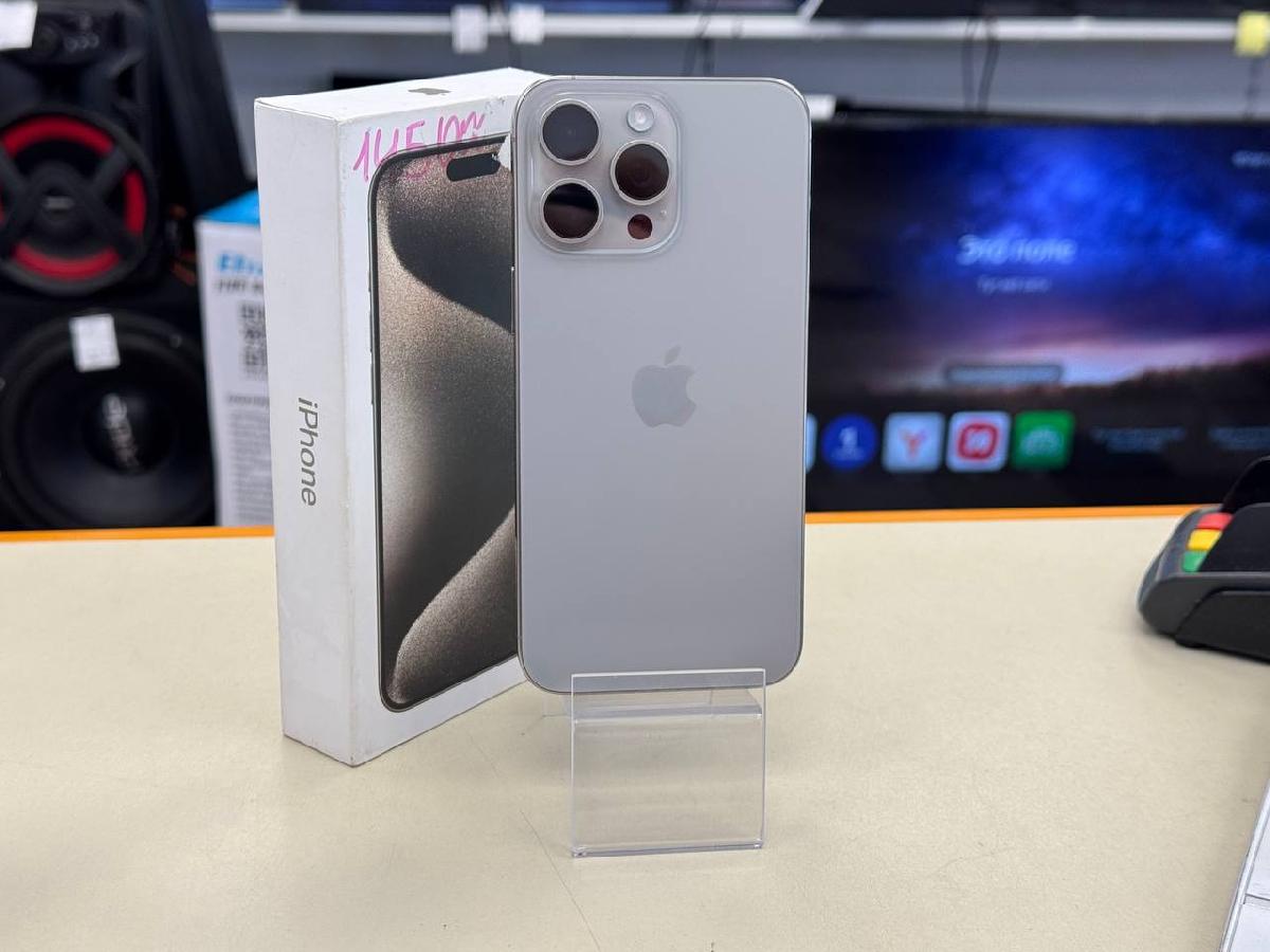 Смартфон iPhone 15 Pro Max 256Gb