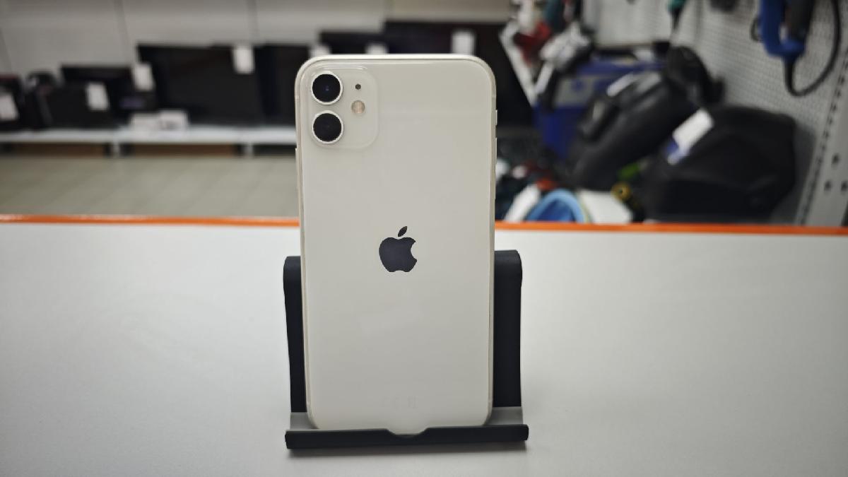 Смартфон Apple iPhone 11 128Gb