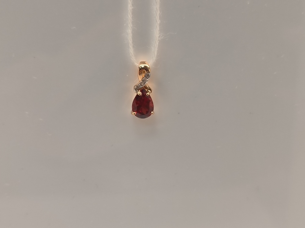 ПОДКМИ585 ПОДВЕСКА С КАМНЯМИ (Au 585)