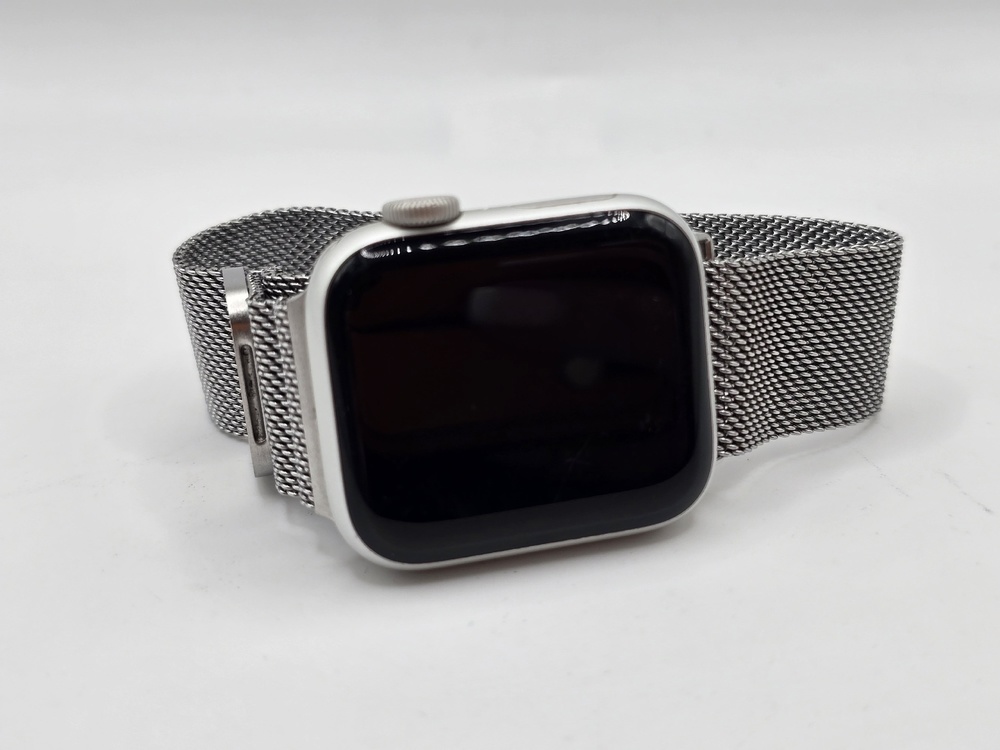 Смарт-часы Apple Watch SE 2020 40mm