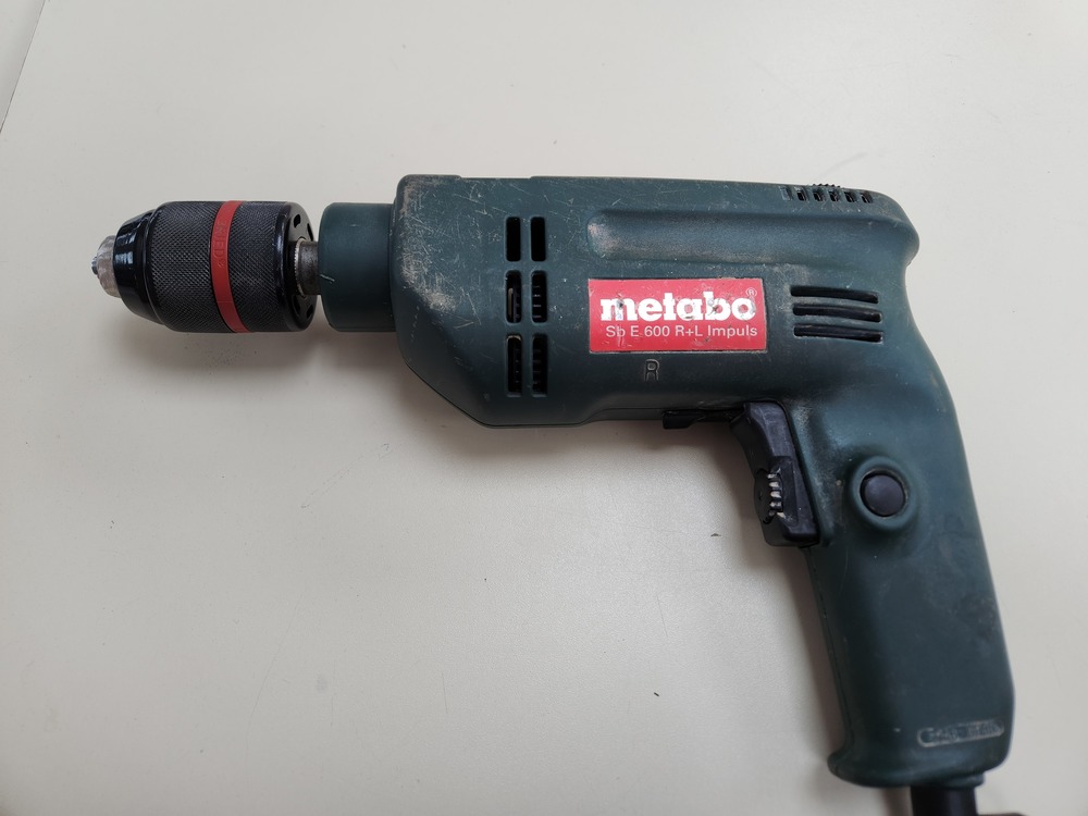 Дрель-ударная Metabo SBE 650