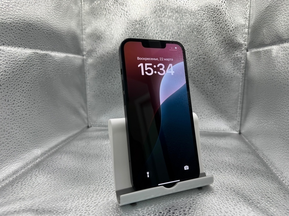 Смартфон Apple iPhone 13 128Gb