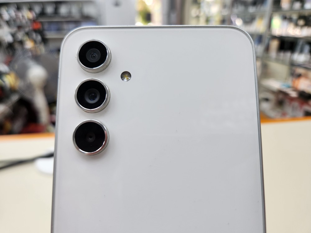 Смартфон Samsung Galaxy A54 8/256
